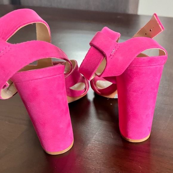 Schutz Hot Pink Heels - Picture 4 of 7
